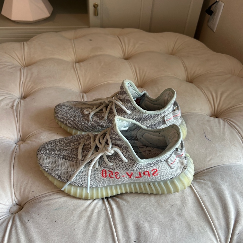 YEEZY BOOST 350 V2 "Blue Tint"